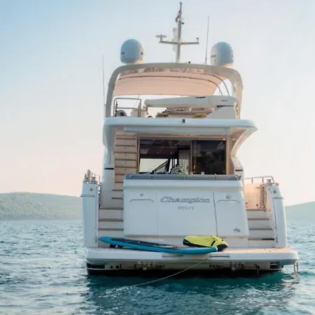 度假居 Private Yacht - Princess 72 Fly