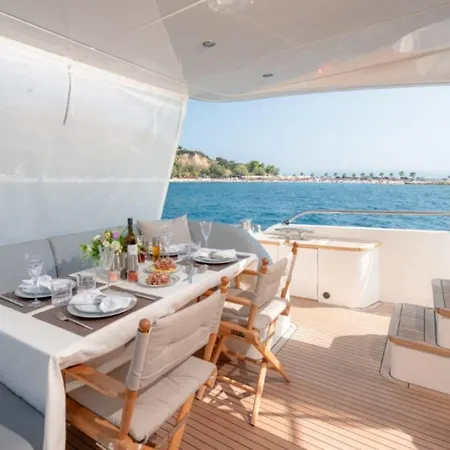 Private Yacht - Princess 72 Fly * 斯普利特